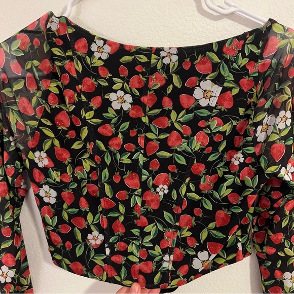 AFRM Grecian top in noir strawberry from revolve - Picture 8 of 9